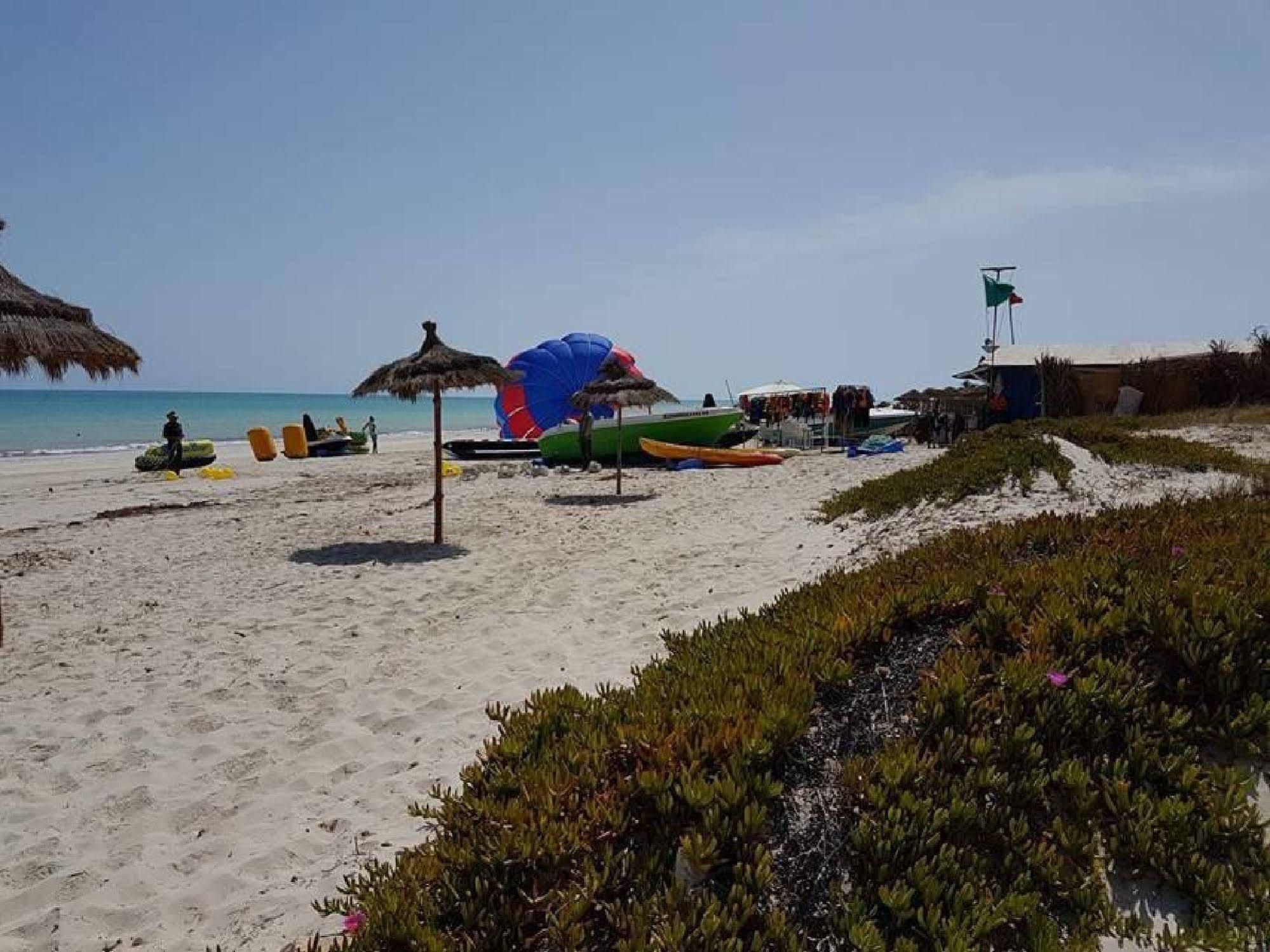 Villa Azur Djerba Mezraia Bagian luar foto